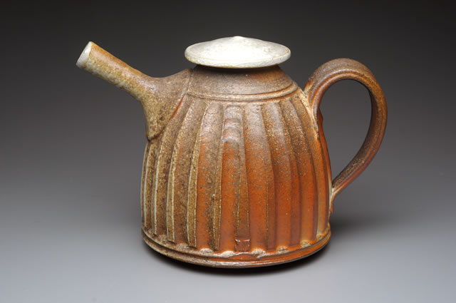 New Work :: Tea Pot   :: Tom White Pottery